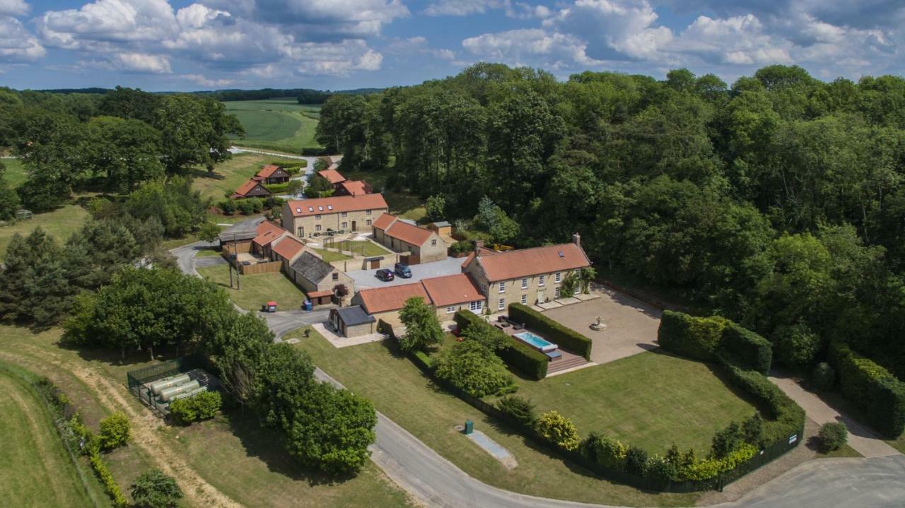 High Oaks Grange - Cottages Пікерінг Екстер'єр фото